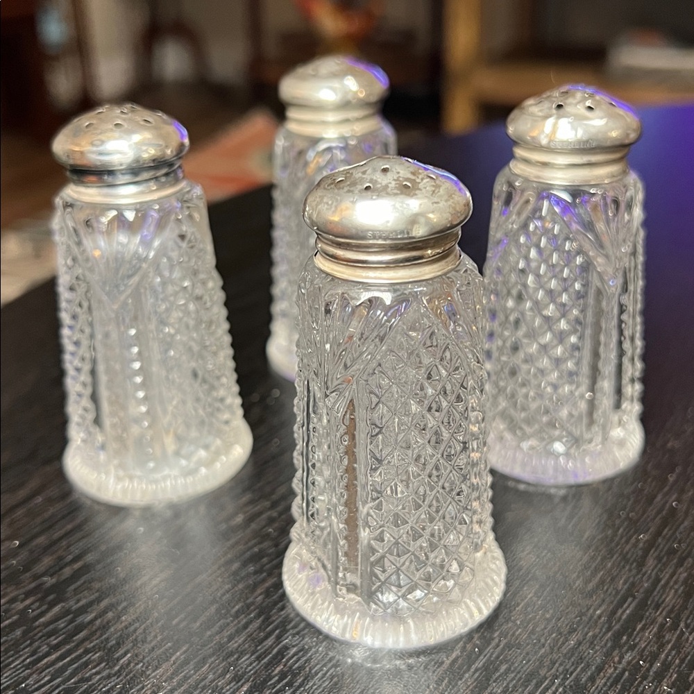 2 Pairs of VTG Sterling Silver Crystal Cut Style Glass Salt and Pepper Shakers